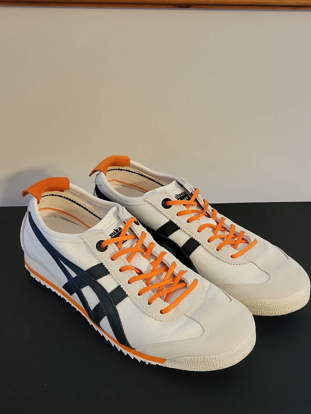 Onitsuka Tiger MEXICO 66 SD (Superior Deluxe) Leather Sneakers Cream/Black